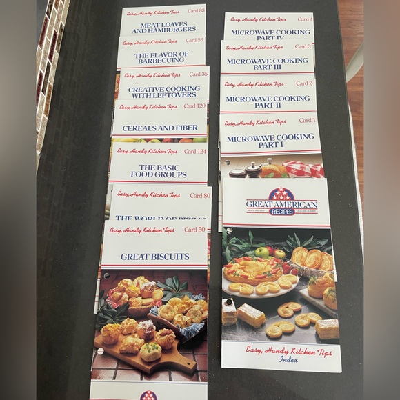 RECIPE COLLECTION! Box w/recipe cards, books, even several hand written favs!! - Picture 4 of 8